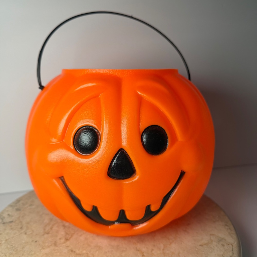 VTG General Foam Plastics Pumpkin Pail Orange Vintage Blow Mold Jack O Lantern